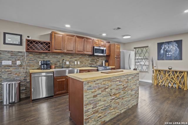 Image 14 of 34 For 5518 Merlin  