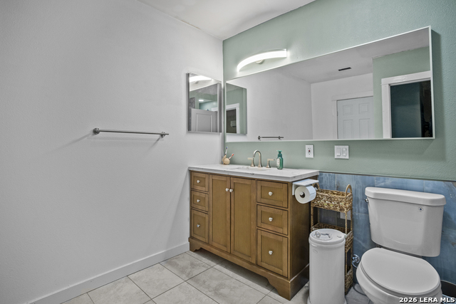 Image 24 of 34 For 5518 Merlin  