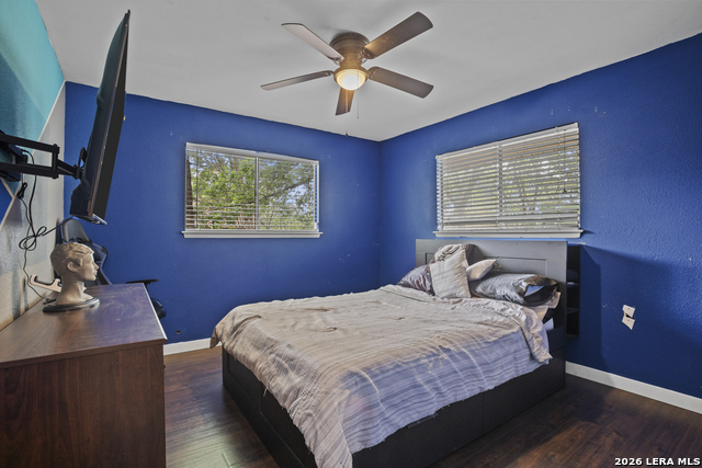 Image 27 of 34 For 5518 Merlin  