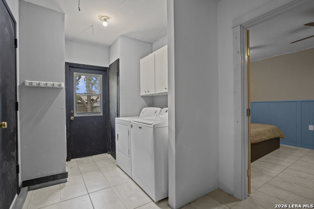 Image 30 of 34 For 5518 Merlin  