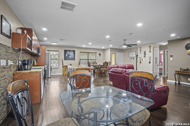 Image 8 of 34 For 5518 Merlin  