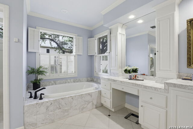 Image 15 of 42 For 2 Trophy Grn