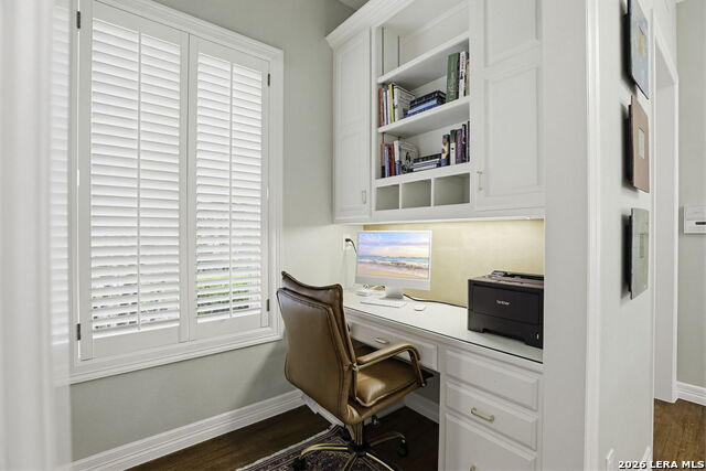 Image 18 of 42 For 2 Trophy Grn