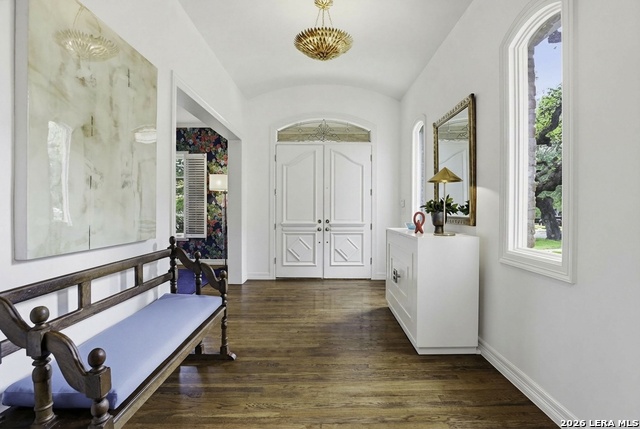 Image 25 of 42 For 2 Trophy Grn