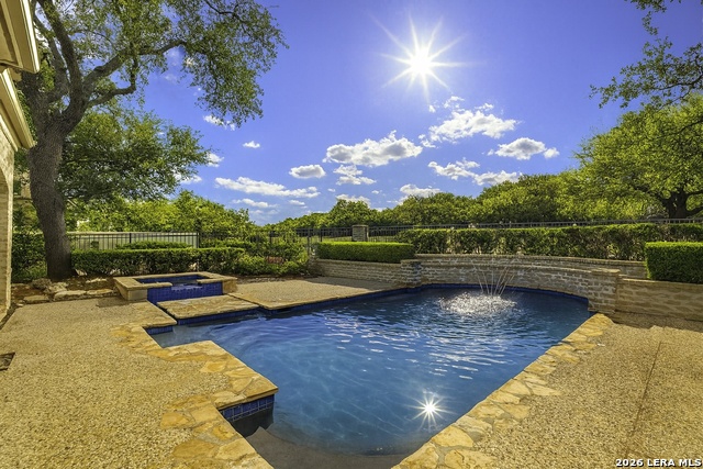 Image 4 of 42 For 2 Trophy Grn