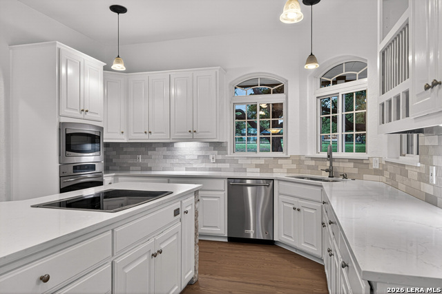 Image 25 of 65 For 204 Savannah Jon Blvd