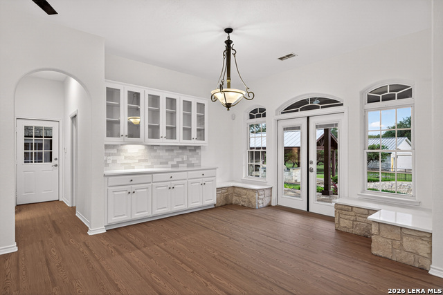 Image 26 of 65 For 204 Savannah Jon Blvd