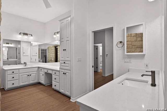 Image 32 of 65 For 204 Savannah Jon Blvd