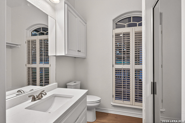 Image 36 of 65 For 204 Savannah Jon Blvd