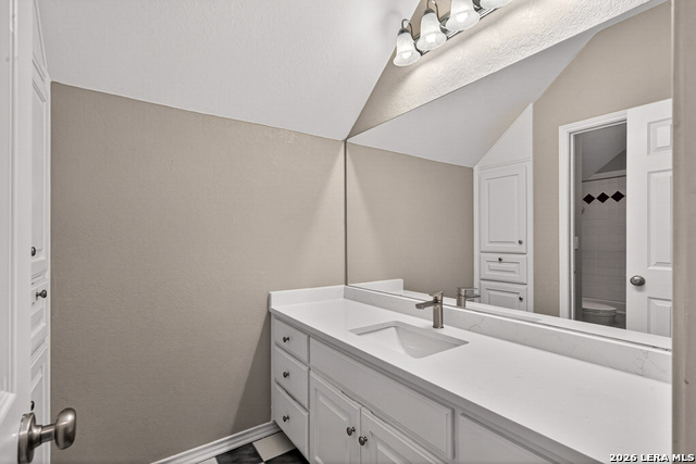 Image 38 of 65 For 204 Savannah Jon Blvd