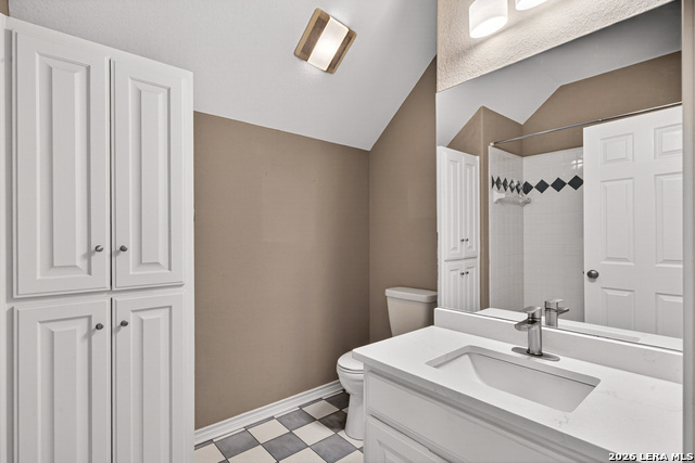 Image 41 of 65 For 204 Savannah Jon Blvd