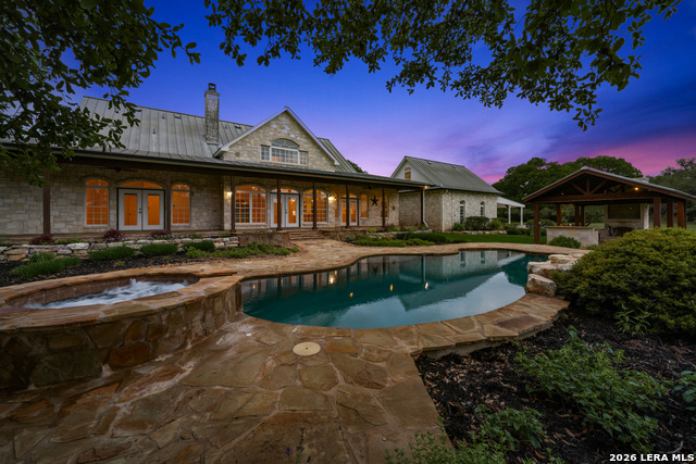 Image 47 of 65 For 204 Savannah Jon Blvd