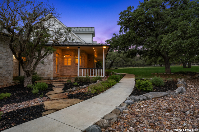 Image 52 of 65 For 204 Savannah Jon Blvd