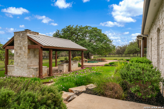 Image 8 of 65 For 204 Savannah Jon Blvd