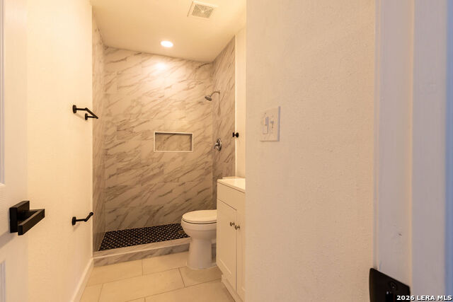 Image 11 of 28 For 6927 Oldham Dr