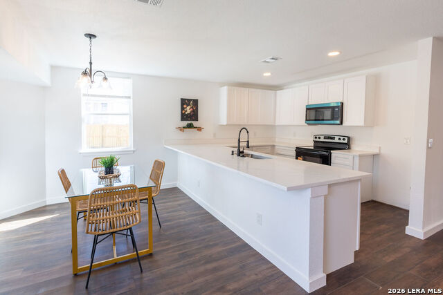 Image 2 of 28 For 6927 Oldham Dr