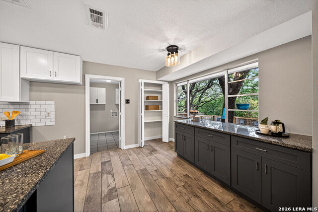 Image 17 of 34 For 3415 Hopecrest St