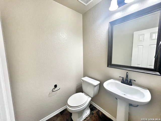 Image 14 of 27 For 655 Tom Kemp Dr