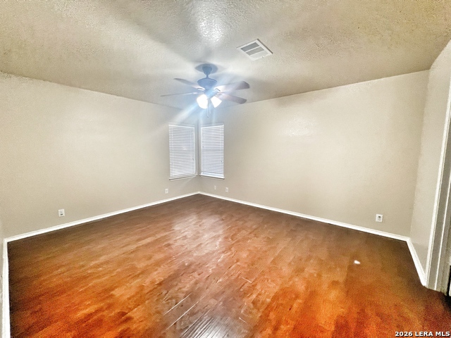 Image 17 of 27 For 655 Tom Kemp Dr