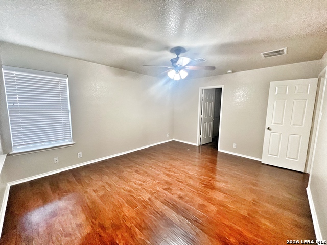 Image 18 of 27 For 655 Tom Kemp Dr