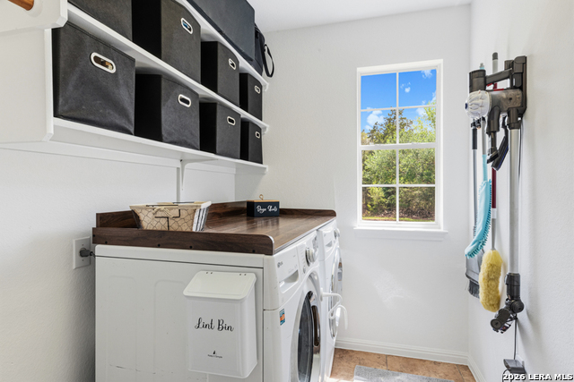 Image 17 of 49 For 142 Carriage Ct