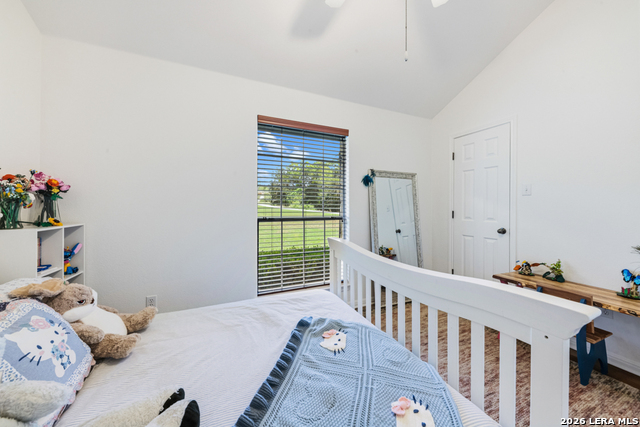 Image 26 of 49 For 142 Carriage Ct