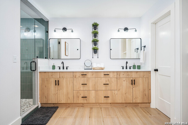 Image 15 of 35 For 519 Glenn Dr