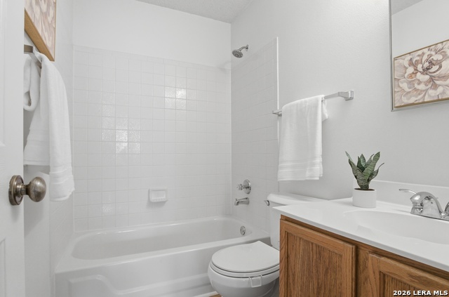 Image 18 of 31 For 5510 Camry Spgs