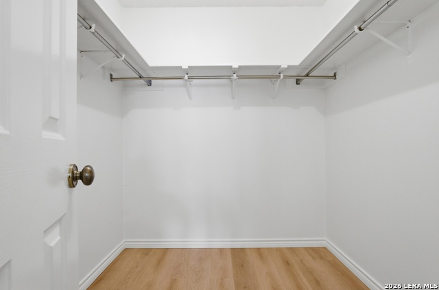 Image 24 of 31 For 5510 Camry Spgs