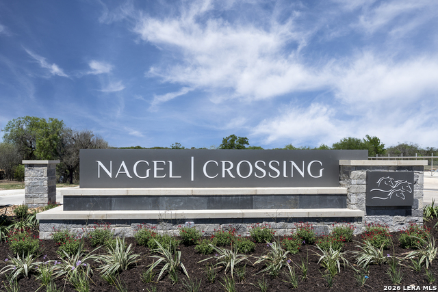 Image 4 of 4 For 4106 Golden Mane Way