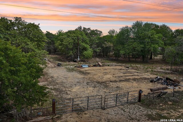 Details for 2424 Hickory Forrest Dr, Seguin, TX 78155