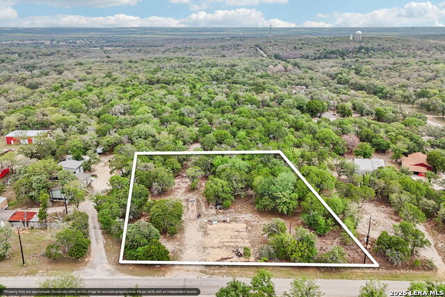 Image 6 of 17 For 2424 Hickory Forrest Dr