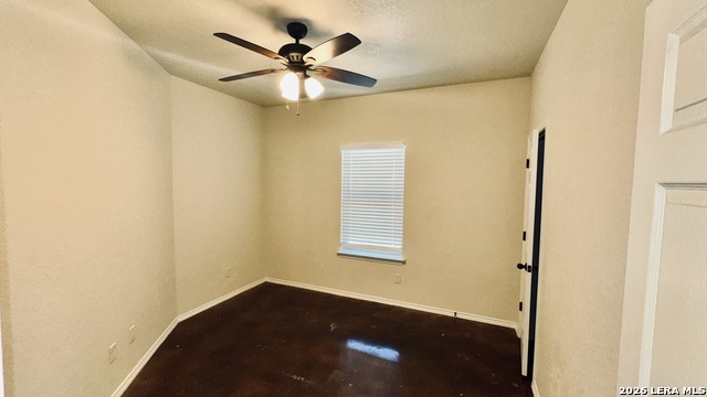 Image 13 of 21 For 10115 Westover  101