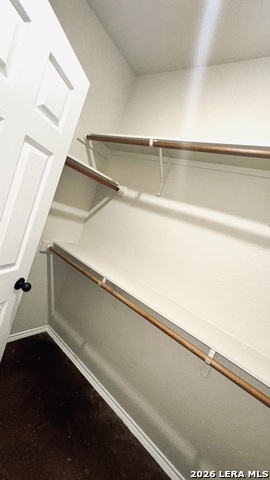 Image 17 of 21 For 10115 Westover  101