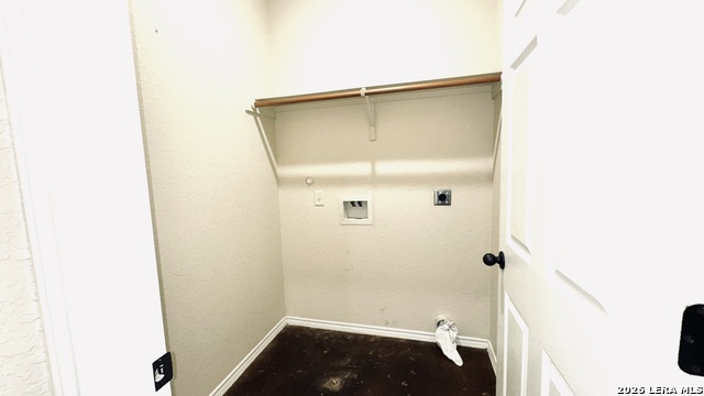 Image 8 of 21 For 10115 Westover  101