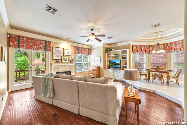 Image 14 of 63 For 35 Inwood Manor