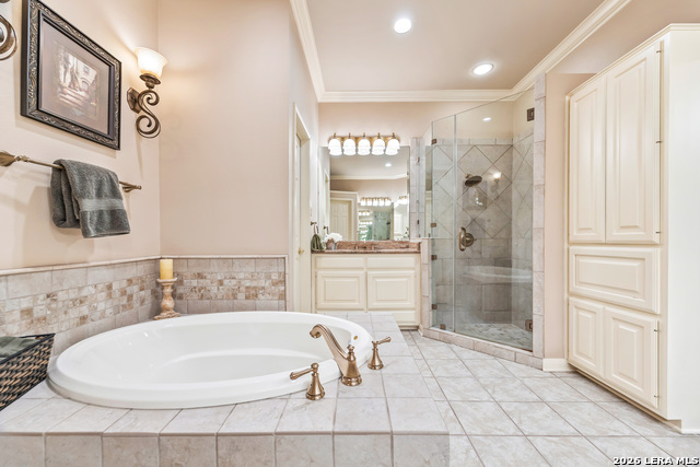 Image 29 of 63 For 35 Inwood Manor