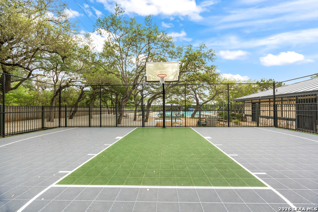 Image 59 of 63 For 35 Inwood Manor