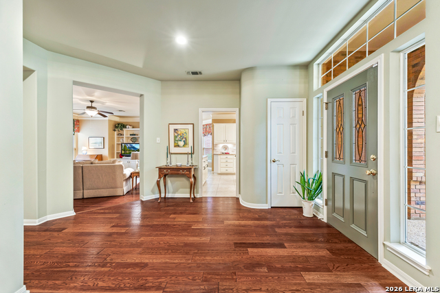 Image 8 of 63 For 35 Inwood Manor