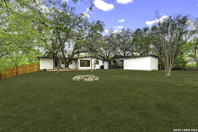 Image 26 of 29 For 227 Glenview W