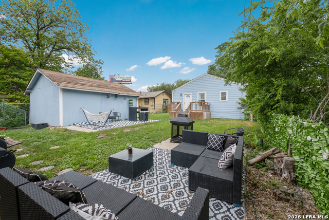 Image 17 of 21 For 1318 Edison Dr