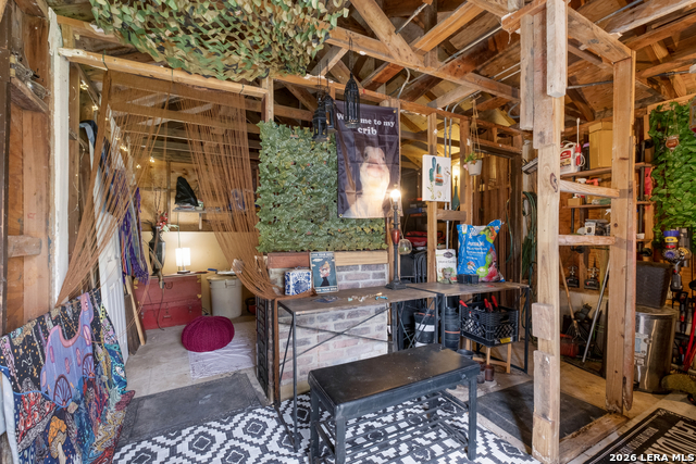 Image 19 of 21 For 1318 Edison Dr