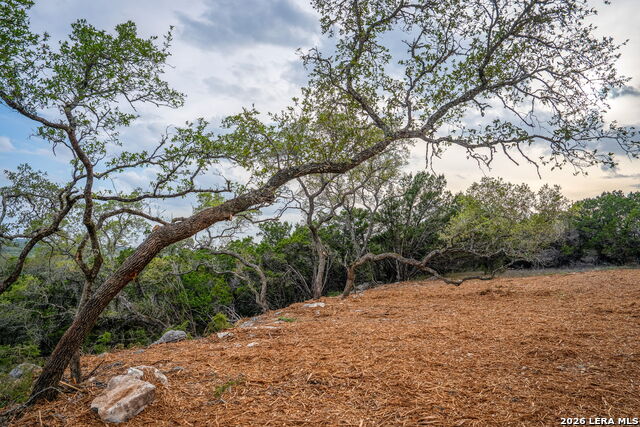 Image 13 of 30 For 535 Eden Ranch Dr