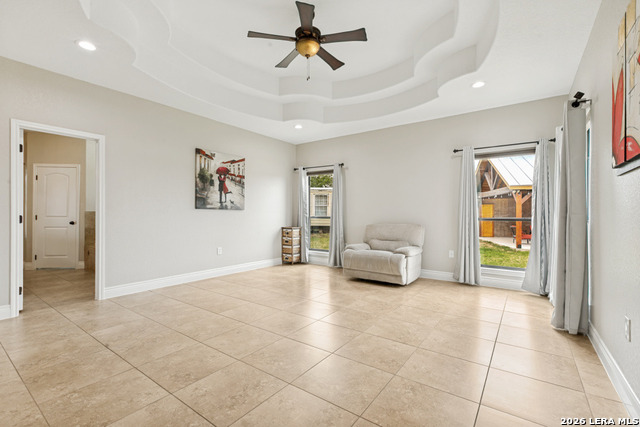 Image 11 of 27 For 18425 Kinney Rd