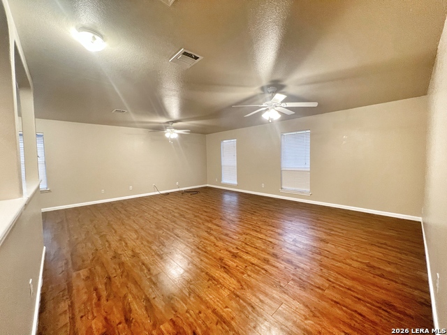 Image 12 of 27 For 364 Starling Creek