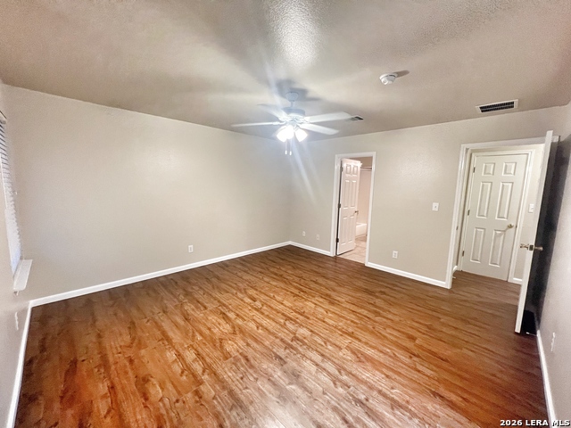 Image 23 of 27 For 364 Starling Creek