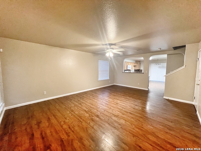 Image 4 of 27 For 364 Starling Creek