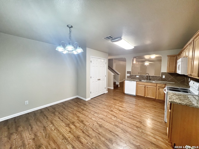 Image 8 of 27 For 364 Starling Creek