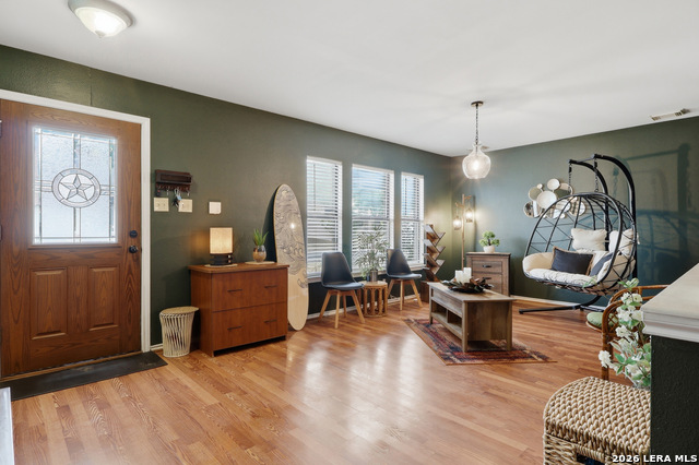 Image 10 of 39 For 5031 Fawn Lake