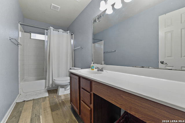 Image 27 of 42 For 4618 Manitou Bay